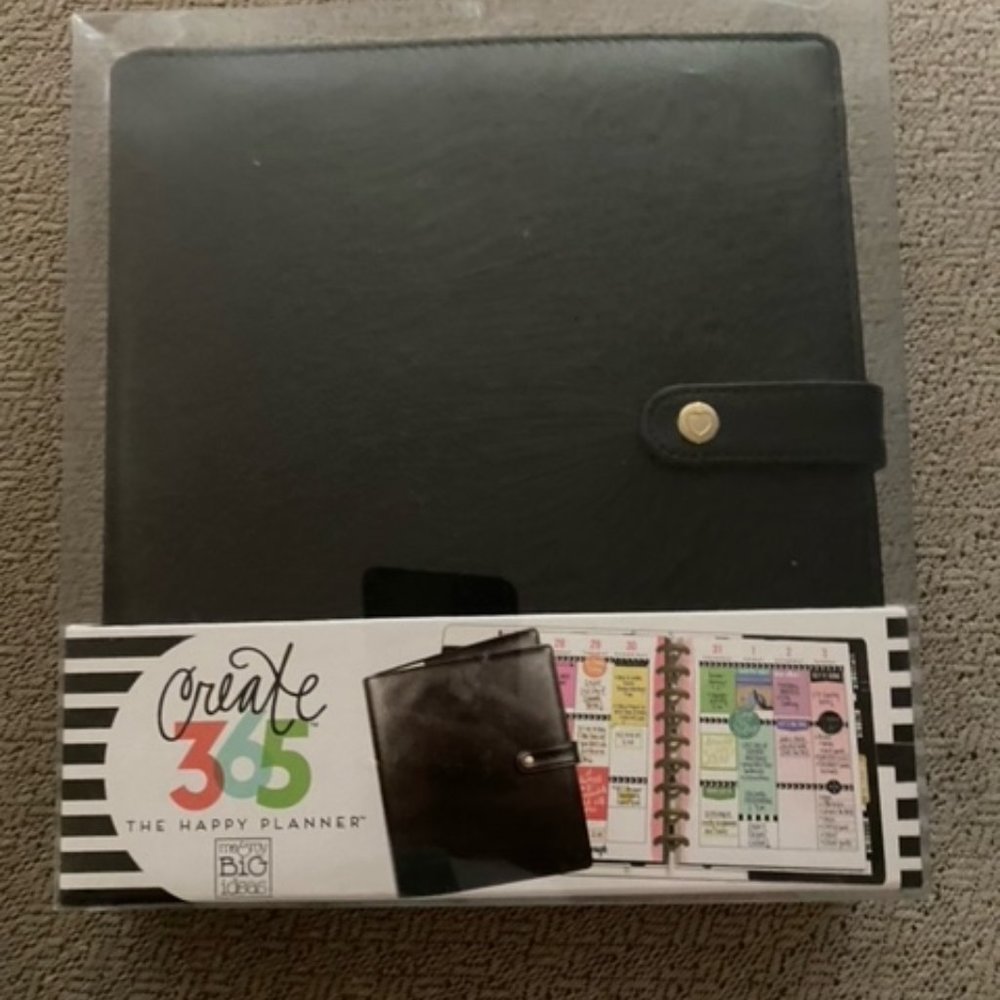 THE HAPPY PLANNER DELUXE COVER